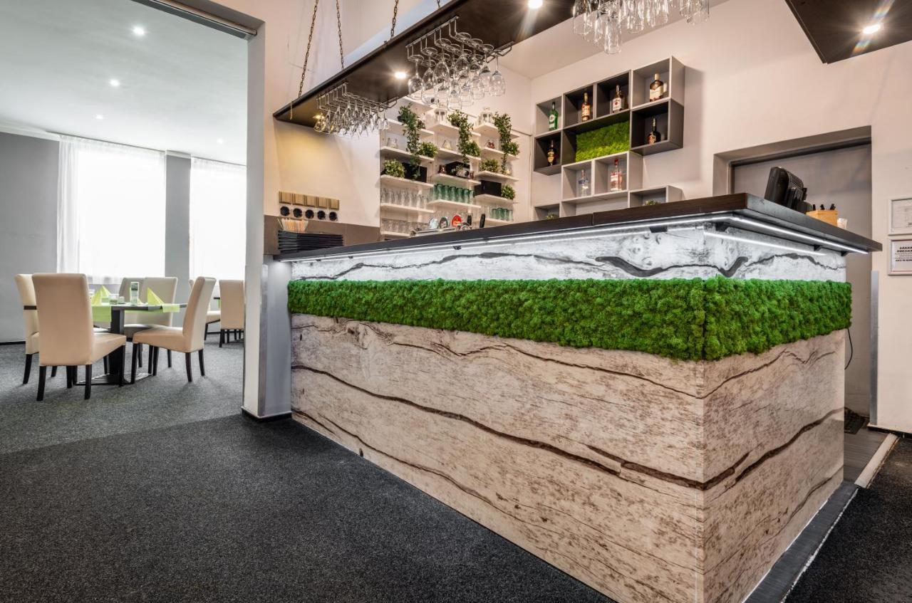 Termaly Male Bielice Hotell Partizánske Exteriör bild