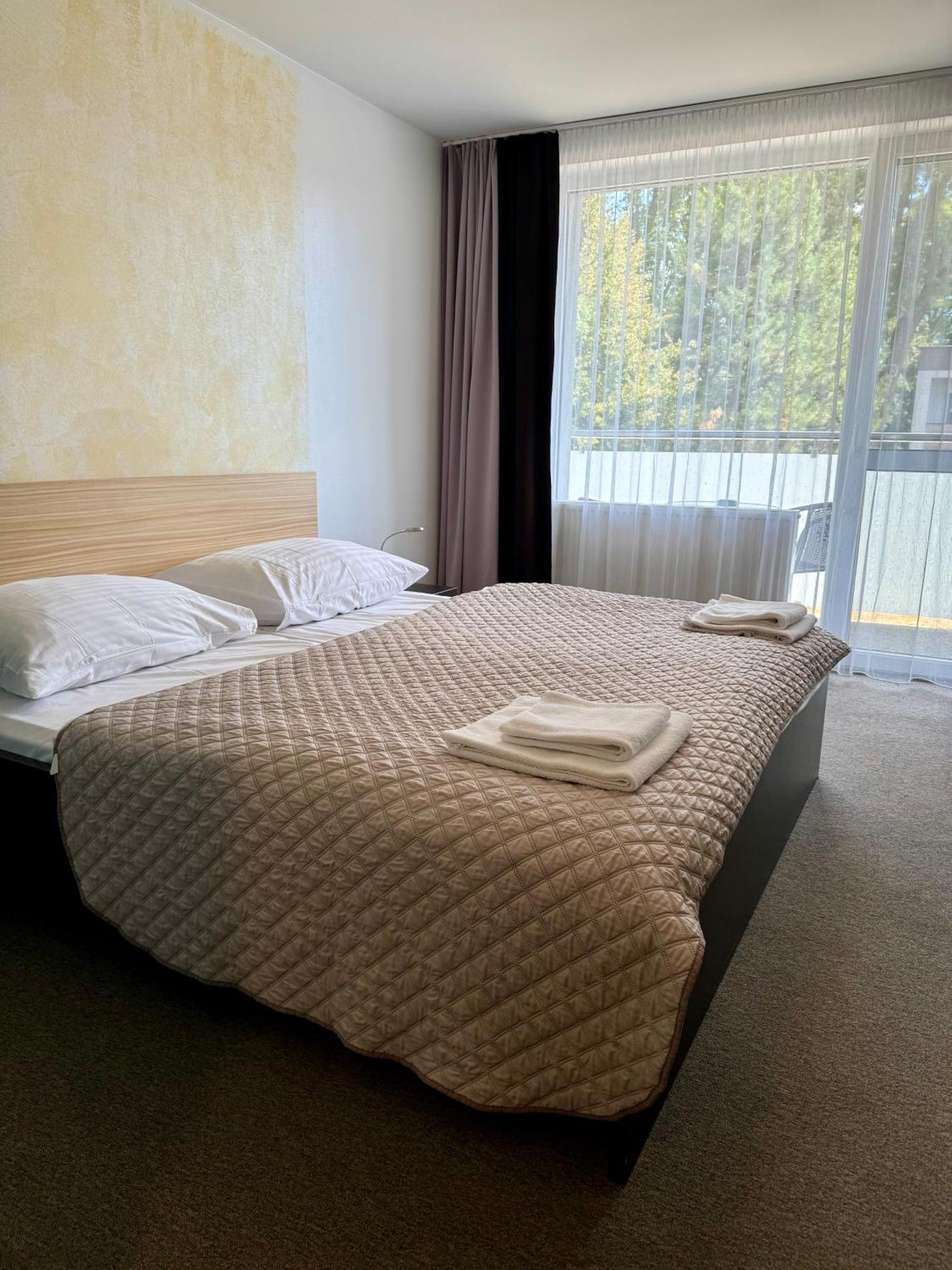 Termaly Male Bielice Hotell Partizánske Exteriör bild
